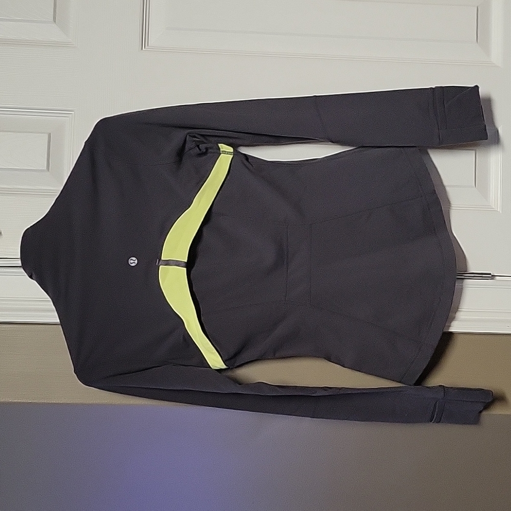 LULULEMON JACKET - Picture 3 of 12